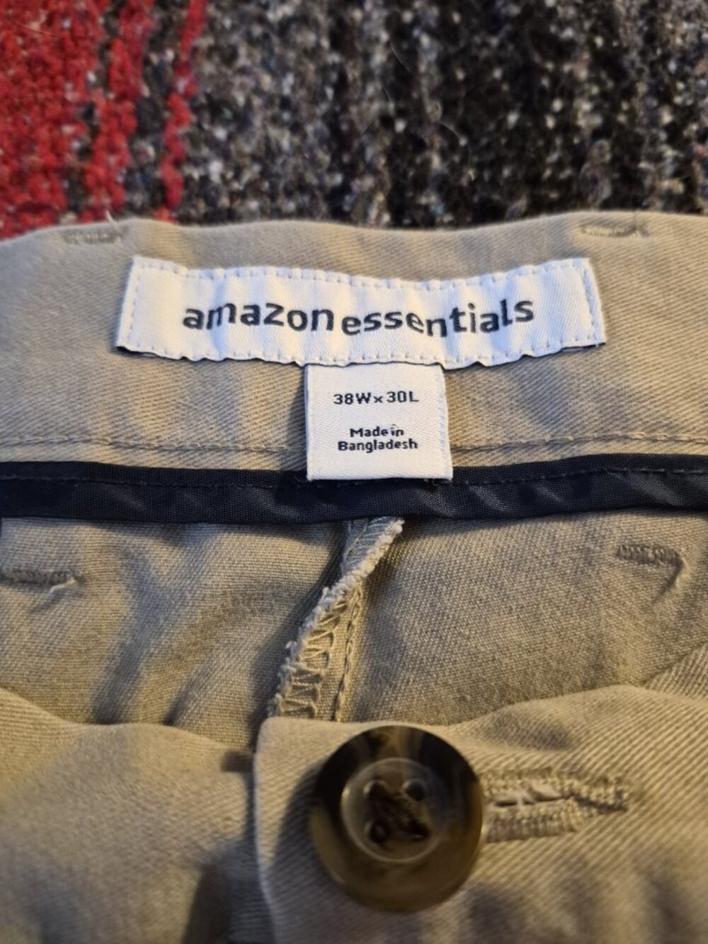Amazon Essentials Men's Lite Beige Straight Leg Chino Khaki Pants Size 38/30 - Picture 6 of 10